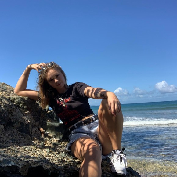 lilycurrier